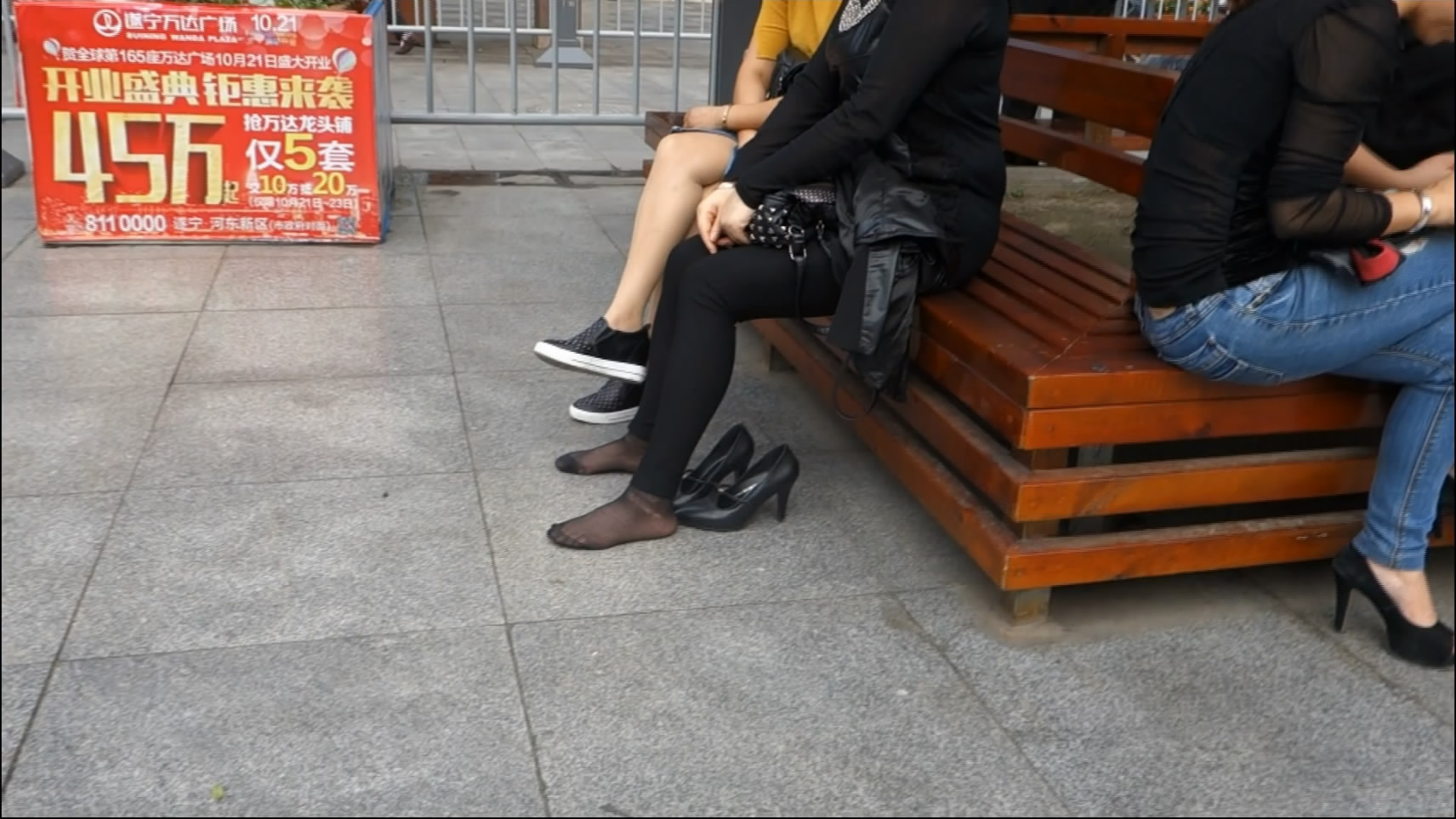 streetsnapnylon[00 00 12][20181205 213024 7]